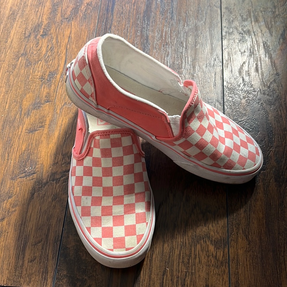 Pink checkerboard vans 7.5